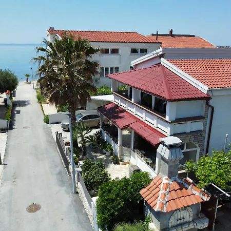 By The Sea - 20712 Apartment Vir