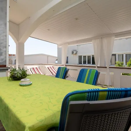 By The Sea - 20712 Apartment