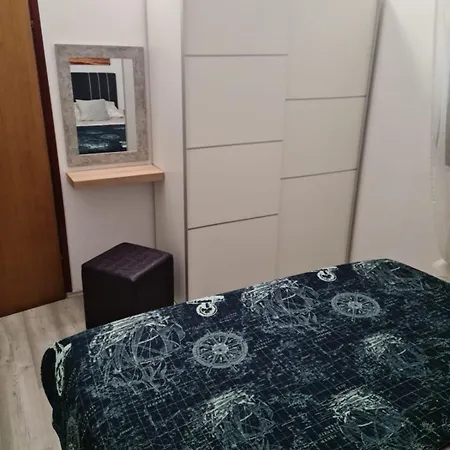 Apartment By The Sea - 20712