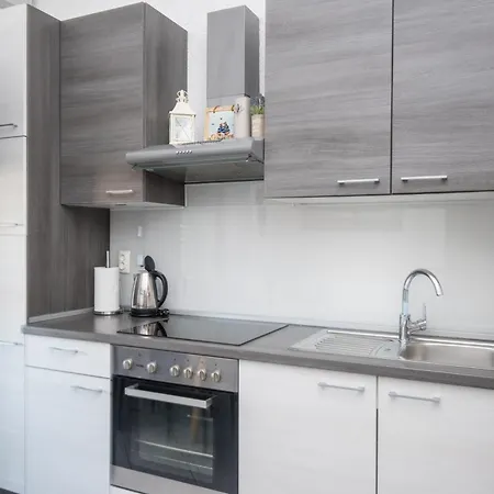 By The Sea - 20712 Apartment *