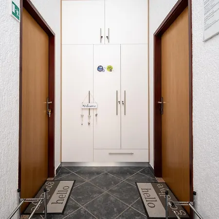 Appartement By The Sea - 20712