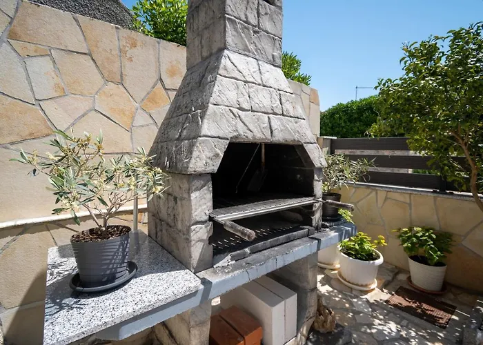 By The Sea - 20712 * Vir