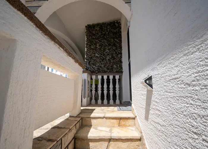 Appartement By The Sea - 20712 *