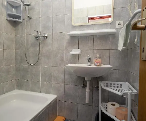 By The Sea - 20712 Appartement Vir